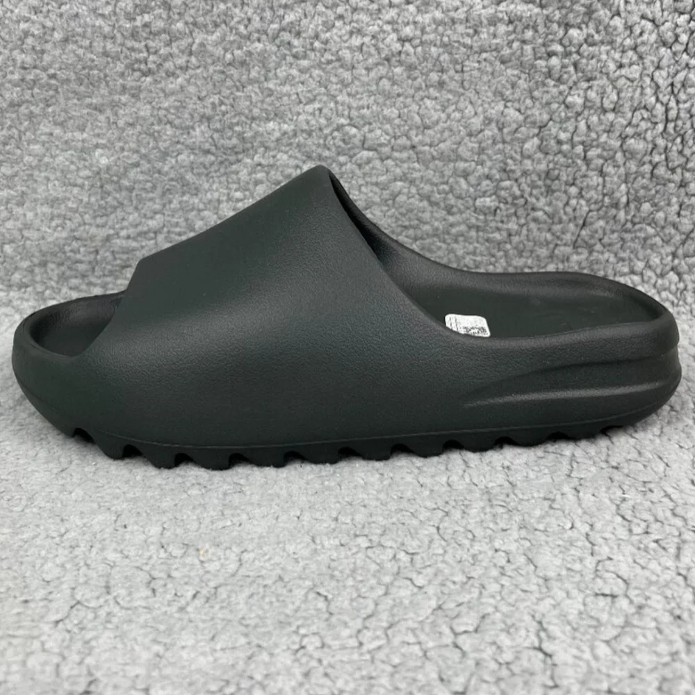 Adidas Yeezy Slide Onyx (Black) | Size 4 | Brand New (No Box)
